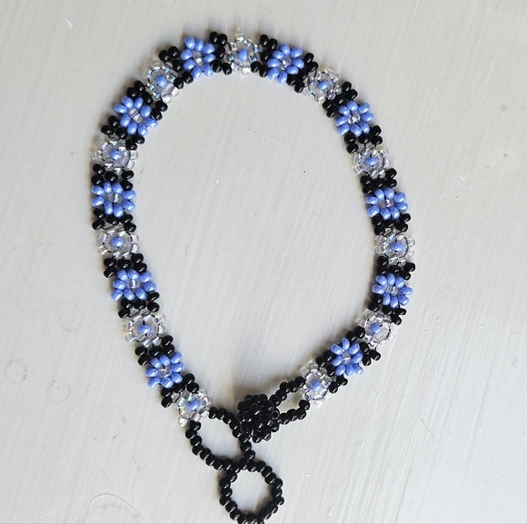 Beaded Flowet Bracelet in Blue and Black - Picture 2 of 13